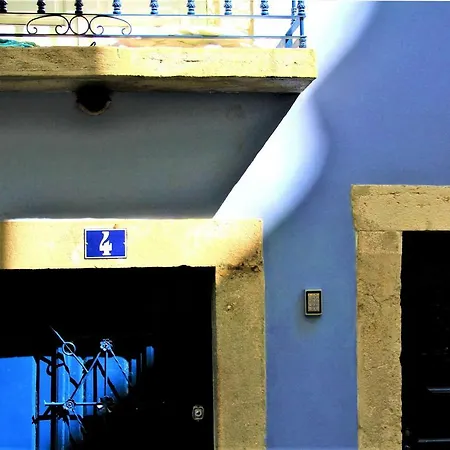 Tiles Square - Exquisite Bica * Lisboa