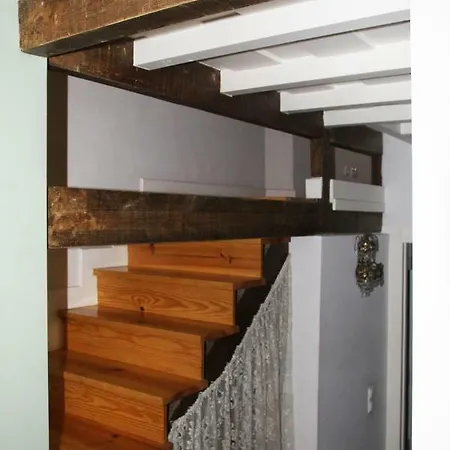 Tiles Square - Exquisite Bica Apartment