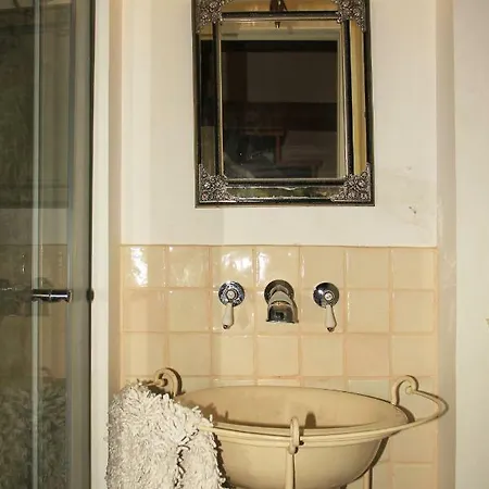Tiles Square - Exquisite Bica Apartament Lizbona